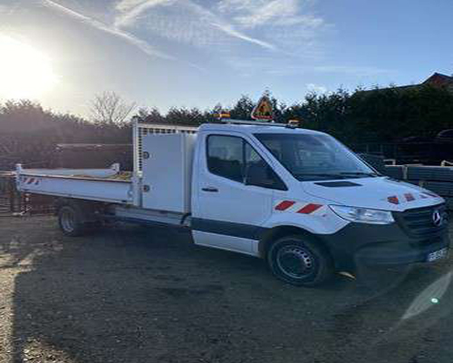 Location de camion benne pour chantier en France